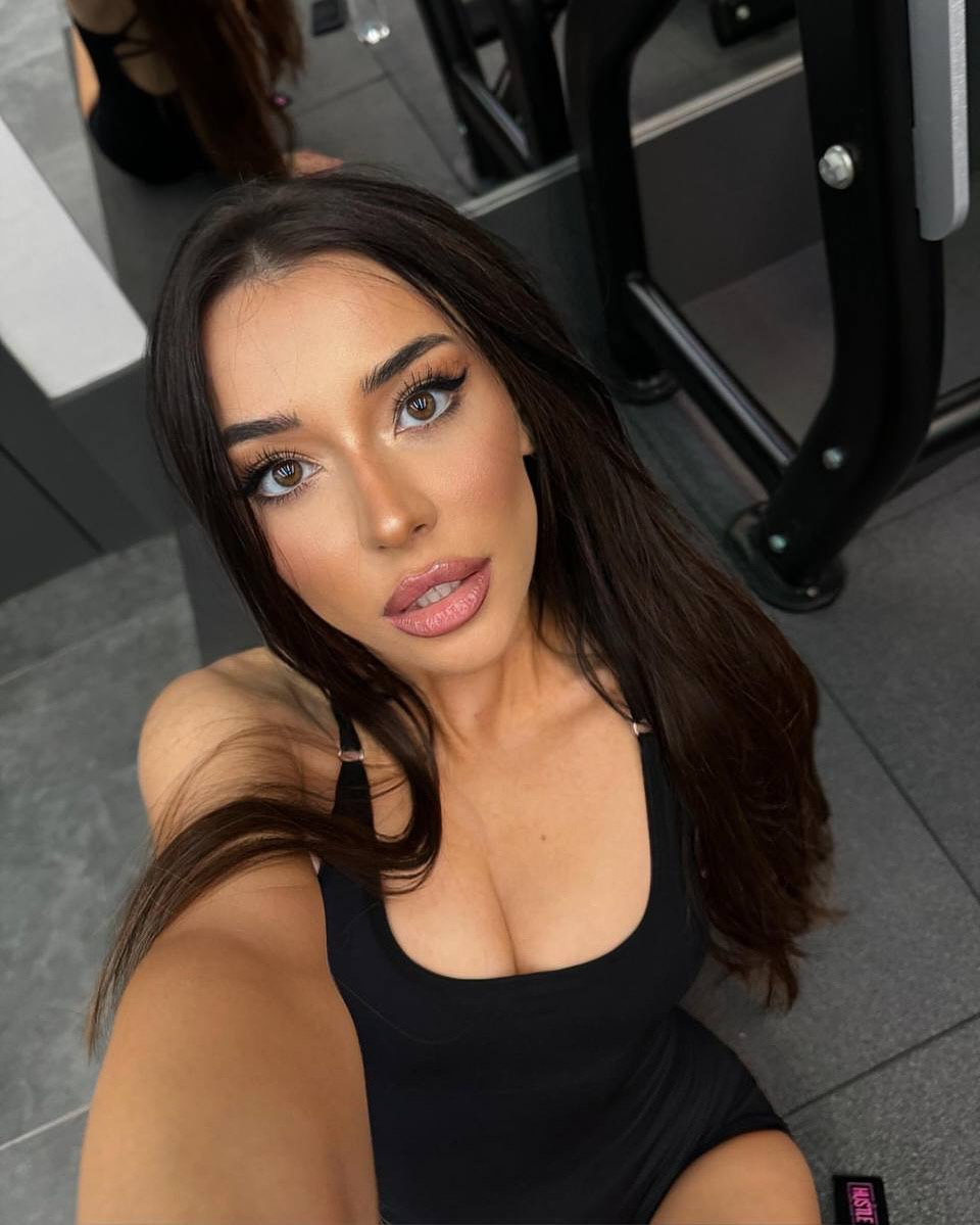 Адель фото 4